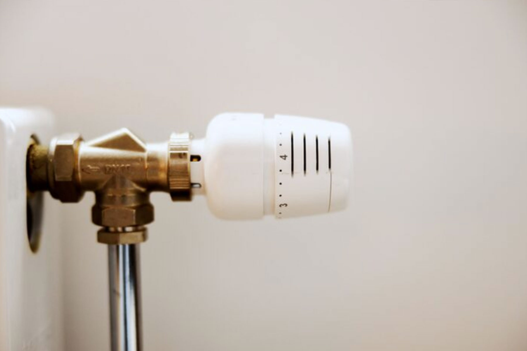 Quels sont les coups de pouces actuels en matière de chauffage et l’intérêt d’installer des robinets thermostatiques ?